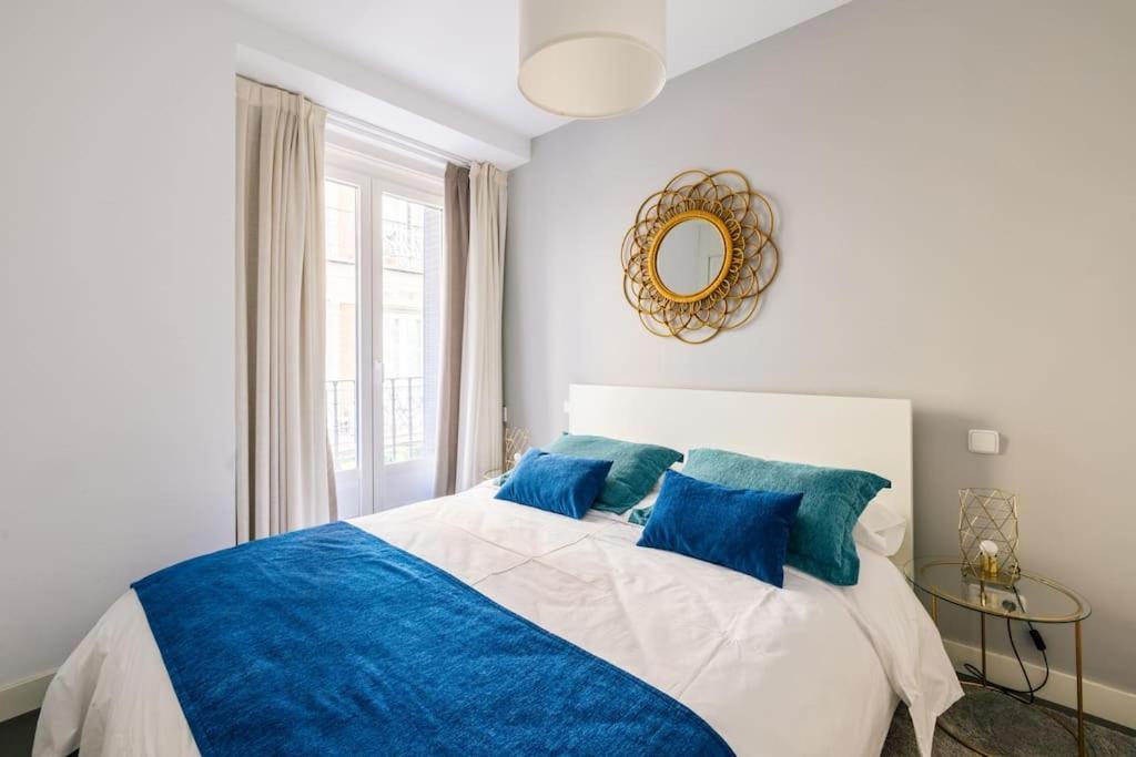 Apartmán Amazing Flat 5 Balconies In Chueca - Gran Via Madrid Exteriér fotografie